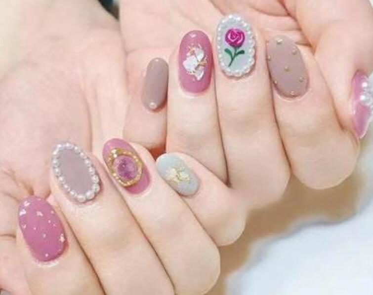 美甲怎么保養(yǎng)更持久？南寧專業(yè)美甲培訓(xùn)告訴你