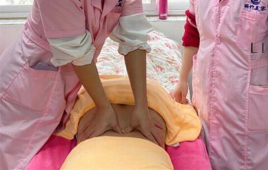 如何給腰部和腎部按摩？南寧美容師培訓(xùn)正規(guī)學(xué)校教你