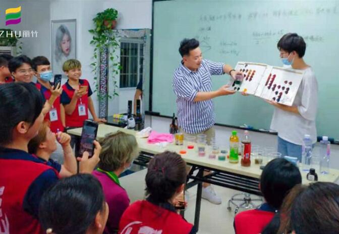 為什么美發(fā)要學(xué)色彩知識(shí)？南寧美發(fā)培訓(xùn)學(xué)校解釋給你聽