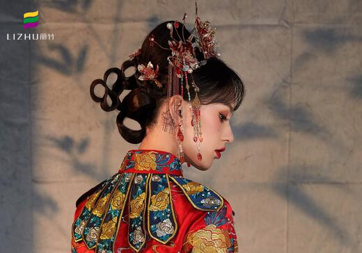 中式秀禾編發(fā)造型，麗竹時(shí)尚造型班作品