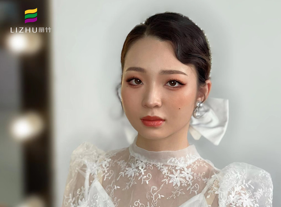 婉約韓式新娘 ，廣西專業(yè)化妝培訓(xùn)造型學(xué)校作品