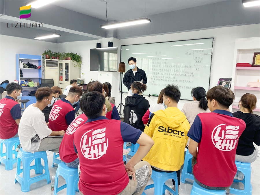 生姜洗頭的好處？南寧美發(fā)洗護(hù)學(xué)校理論講解
