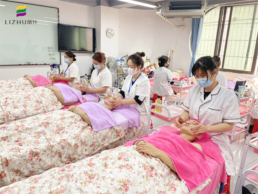 面部提升怎么做？廣西美容護(hù)膚學(xué)校告訴你