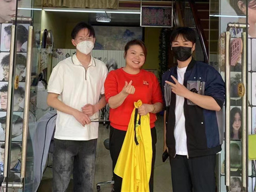 南寧美發(fā)學(xué)校下店指導(dǎo)扶持，提升店鋪業(yè)績