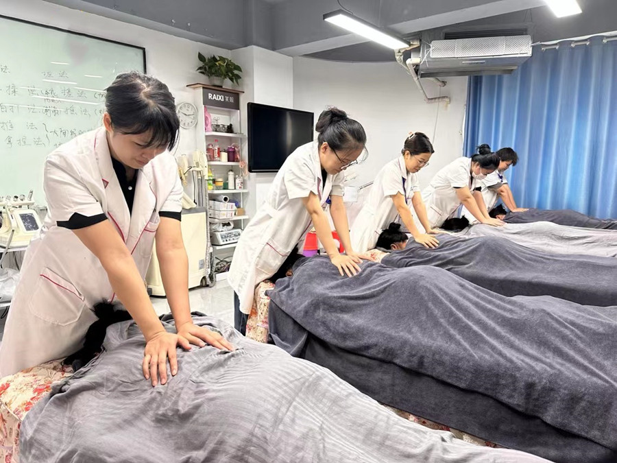 推拿的操作手法和作用，零基礎美容美體學習