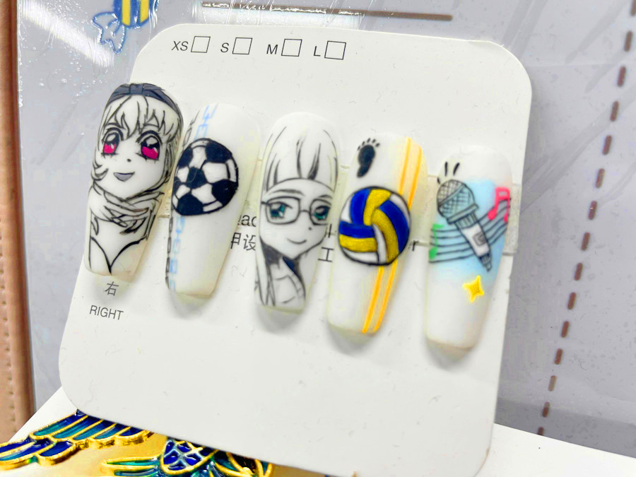 廣西美甲教育：什么是手繪美甲？